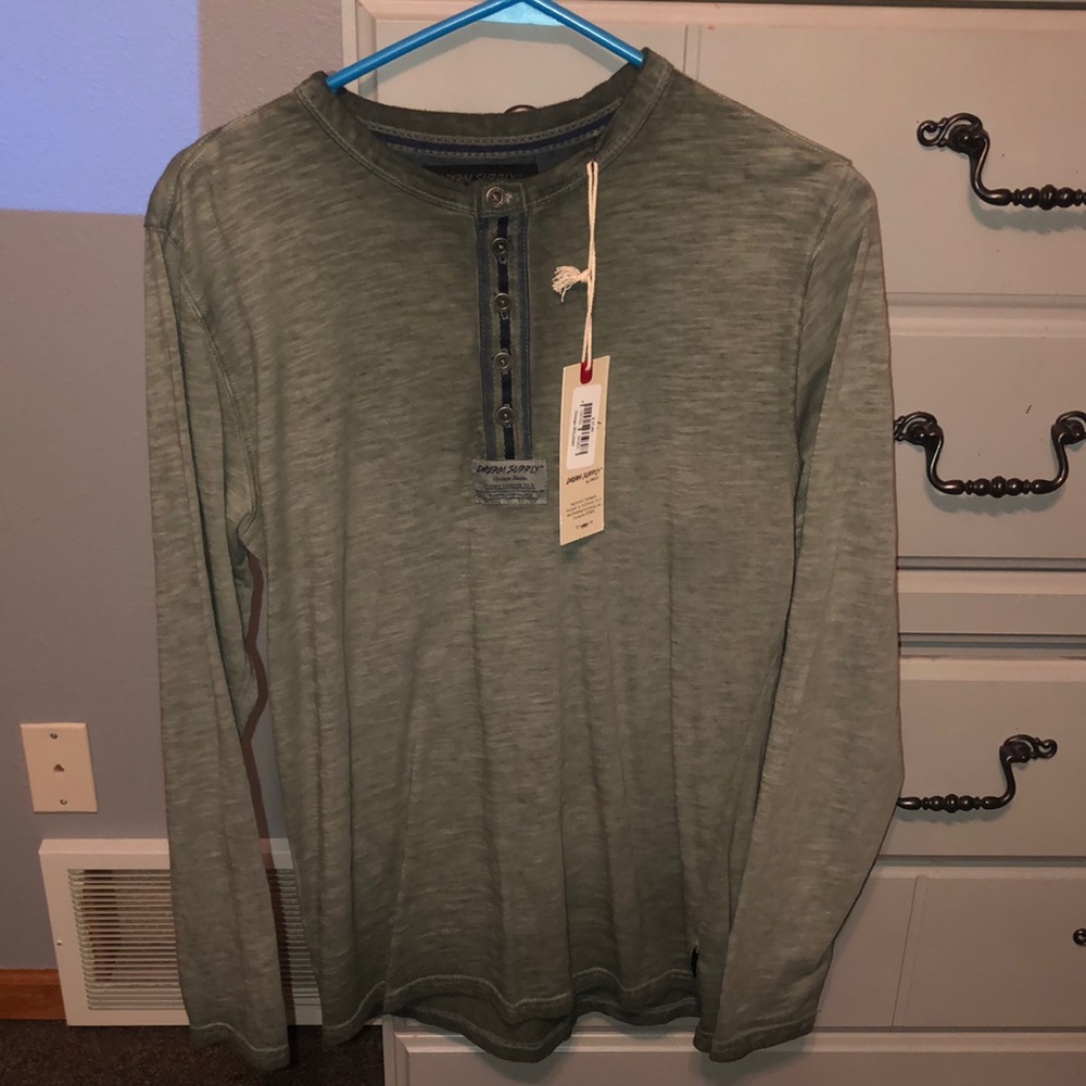 Dream Supply vintage basic long sleeve